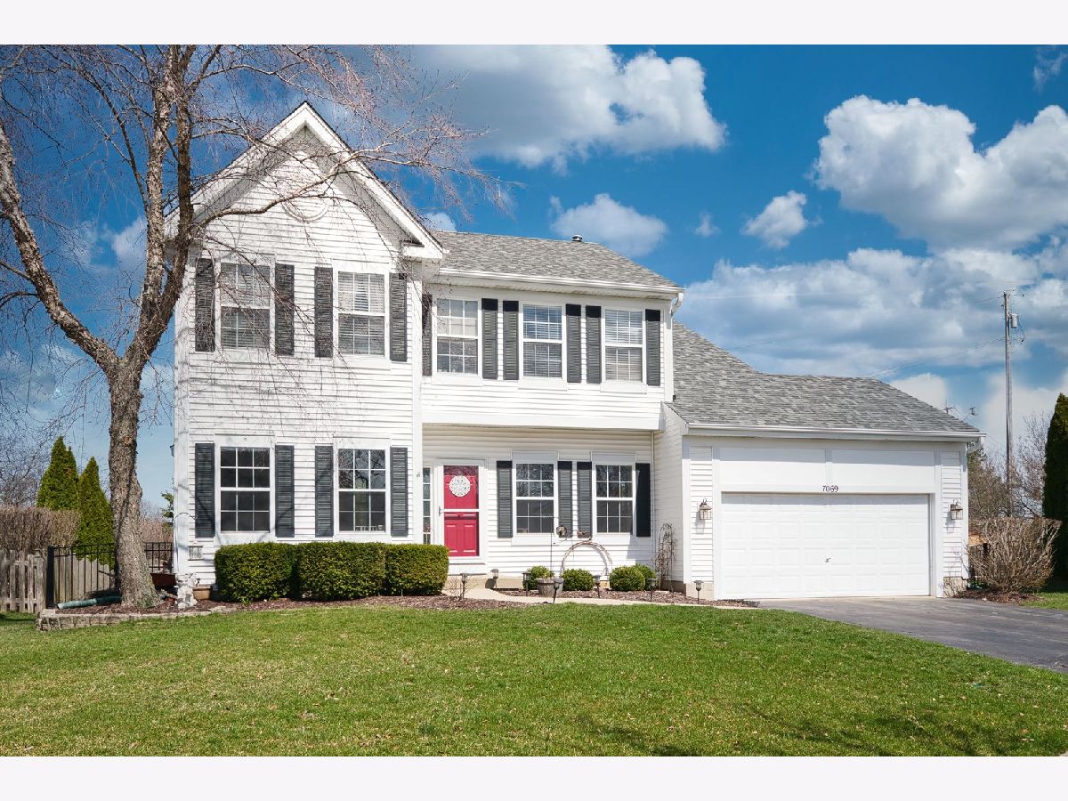 Homes Sold Providence Point 2 Carpentersville Illinois, 7069 Nathan