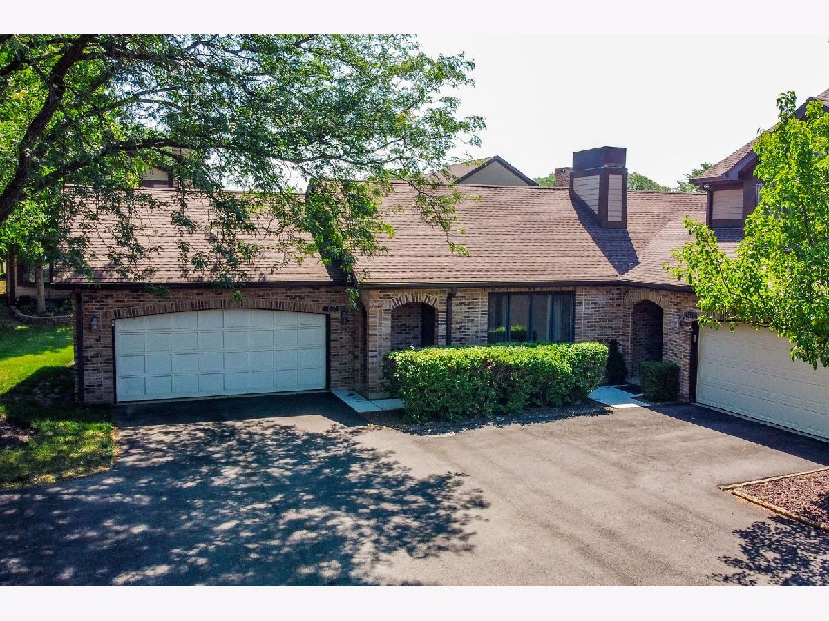 Townhomes & Condos & Homes Sold Villa Olivia Bartlett Illinois, 1827 Golf View