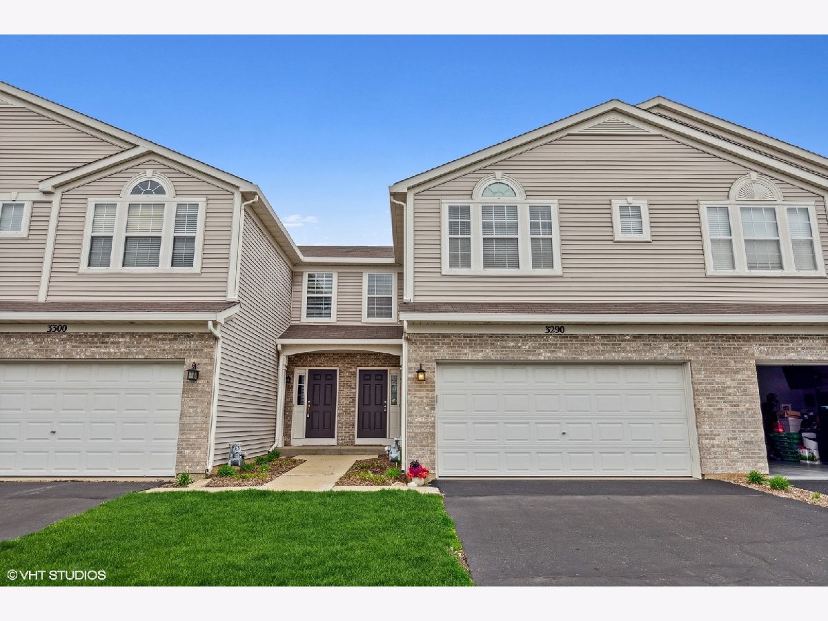 Townhomes & Condos Sold Princeton Crossing Lake In The Hills Illinois, 3290 Ronan