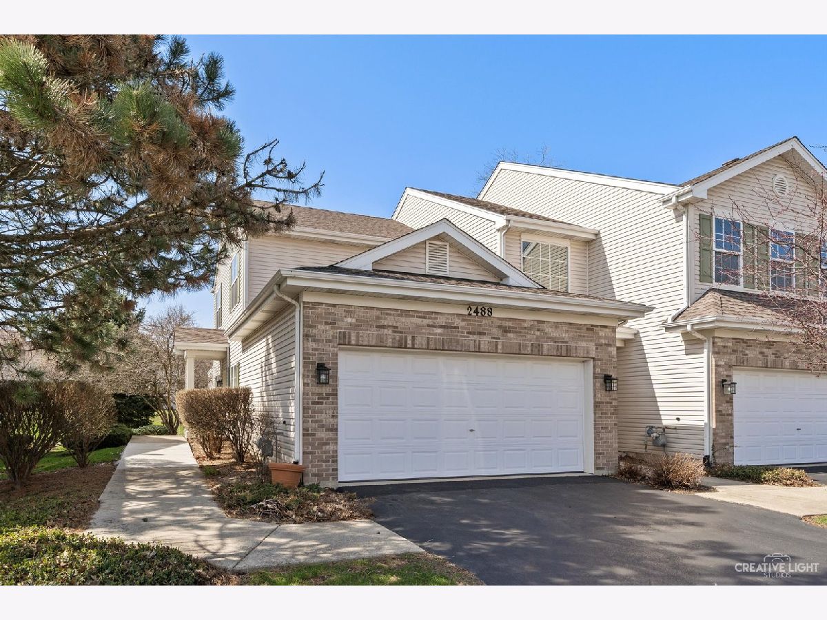 Townhomes & Condos Sold Park Avenue Aurora Illinois, 2488 Stoughton