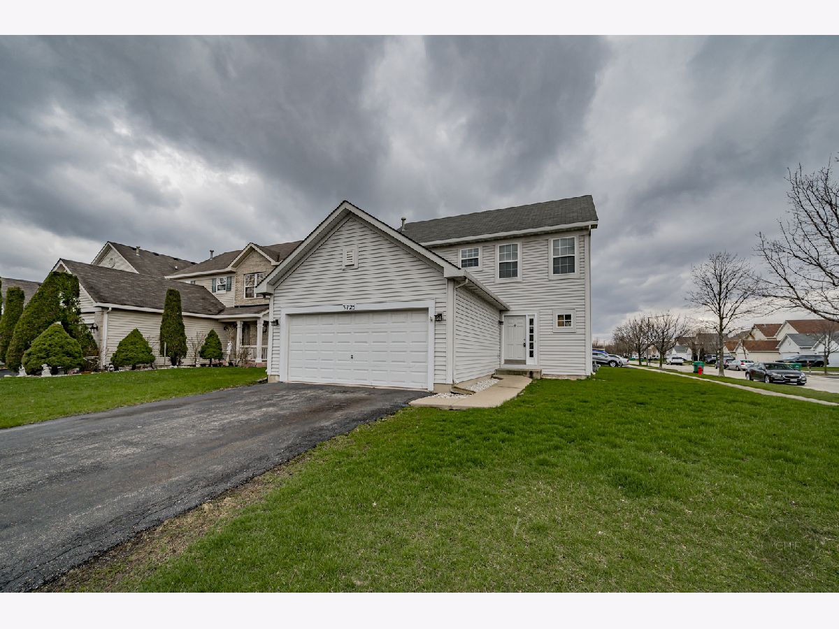 Townhomes & Homes Rented Country Homes Of Lakewood Falls Joliet Illinois, 3725 Adesso