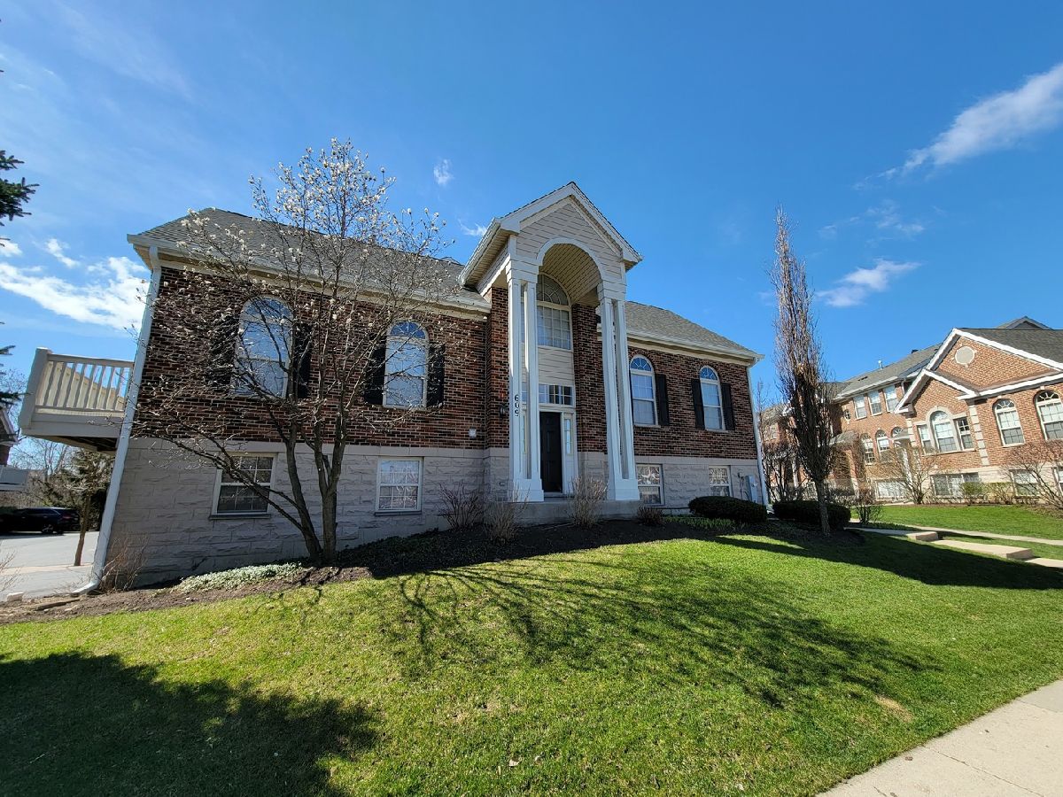 Townhomes & Condos Rented Astor Place Wheeling Illinois, 609 Prestwick