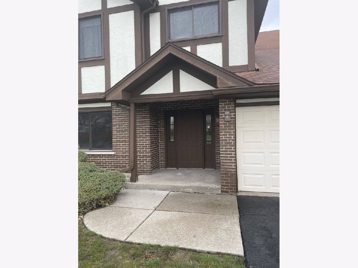 Condominiums Sold Lincolnshire Manor Crete Illinois, 3431 Huntley