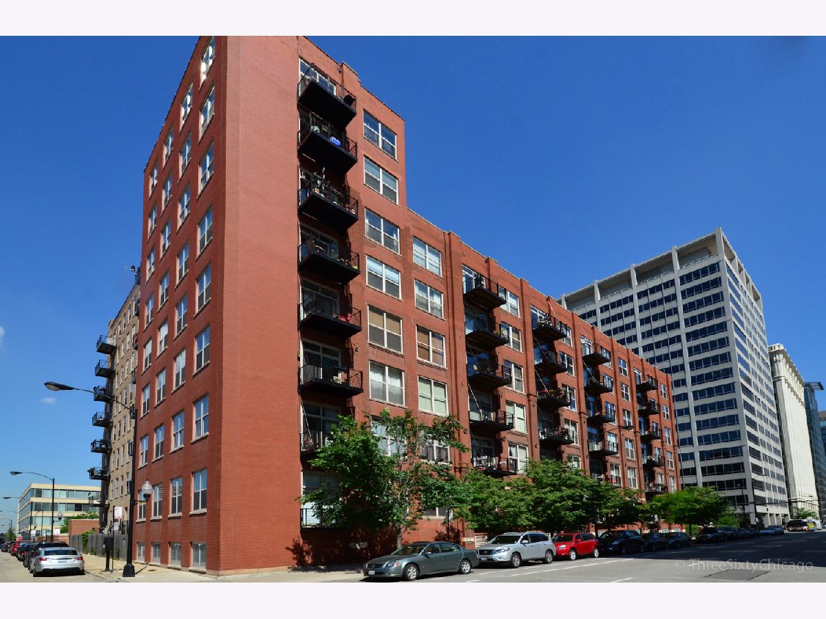 Condominiums Sold Gotham Lofts Chicago Illinois, 420 Clinton
