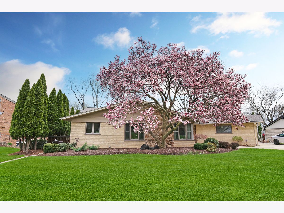 Homes Sold Town Acres Roselle Illinois, 255 Park