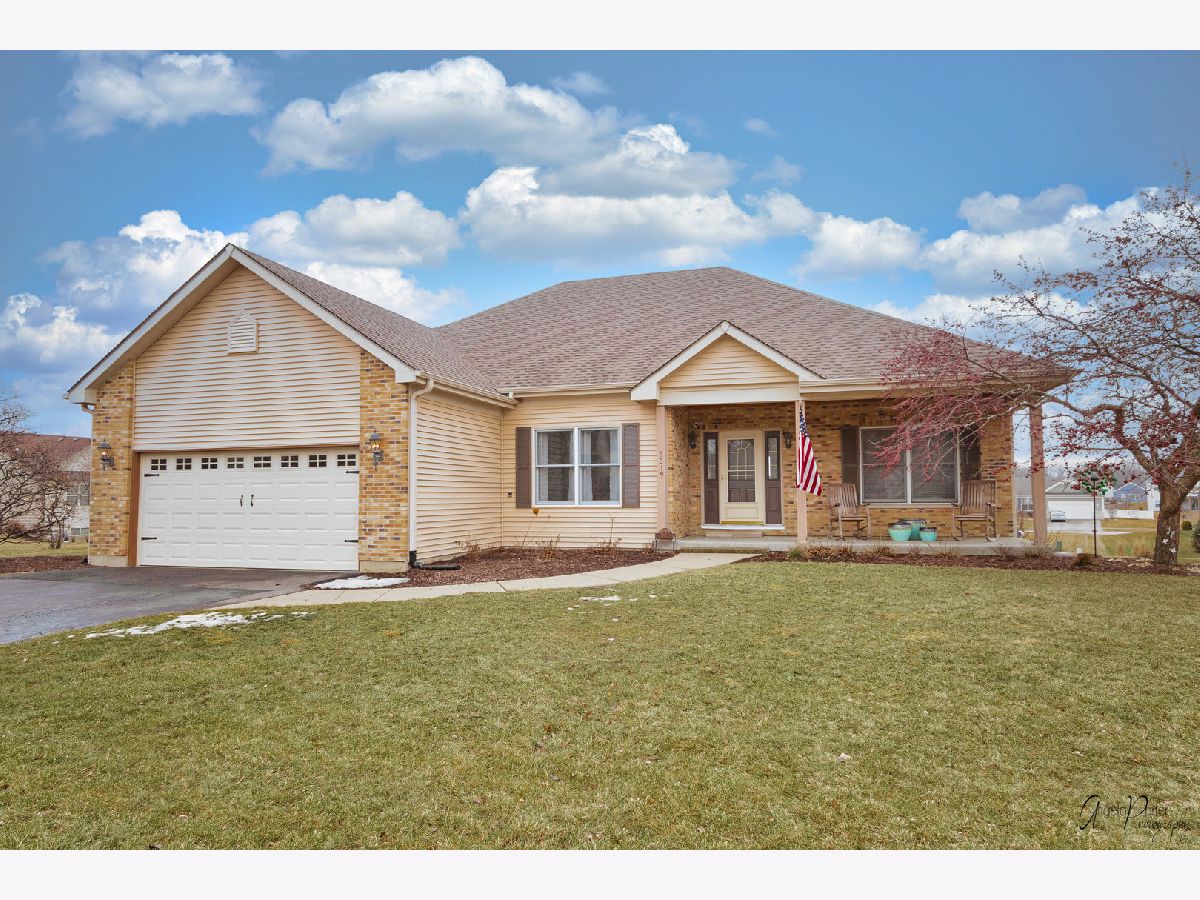 Homes Sold Sunset Ridge Richmond Illinois, 5319 Golden Hawk