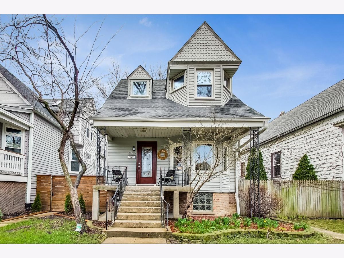 Homes Sold Westwalker Chicago Illinois, 4229 Hamlin