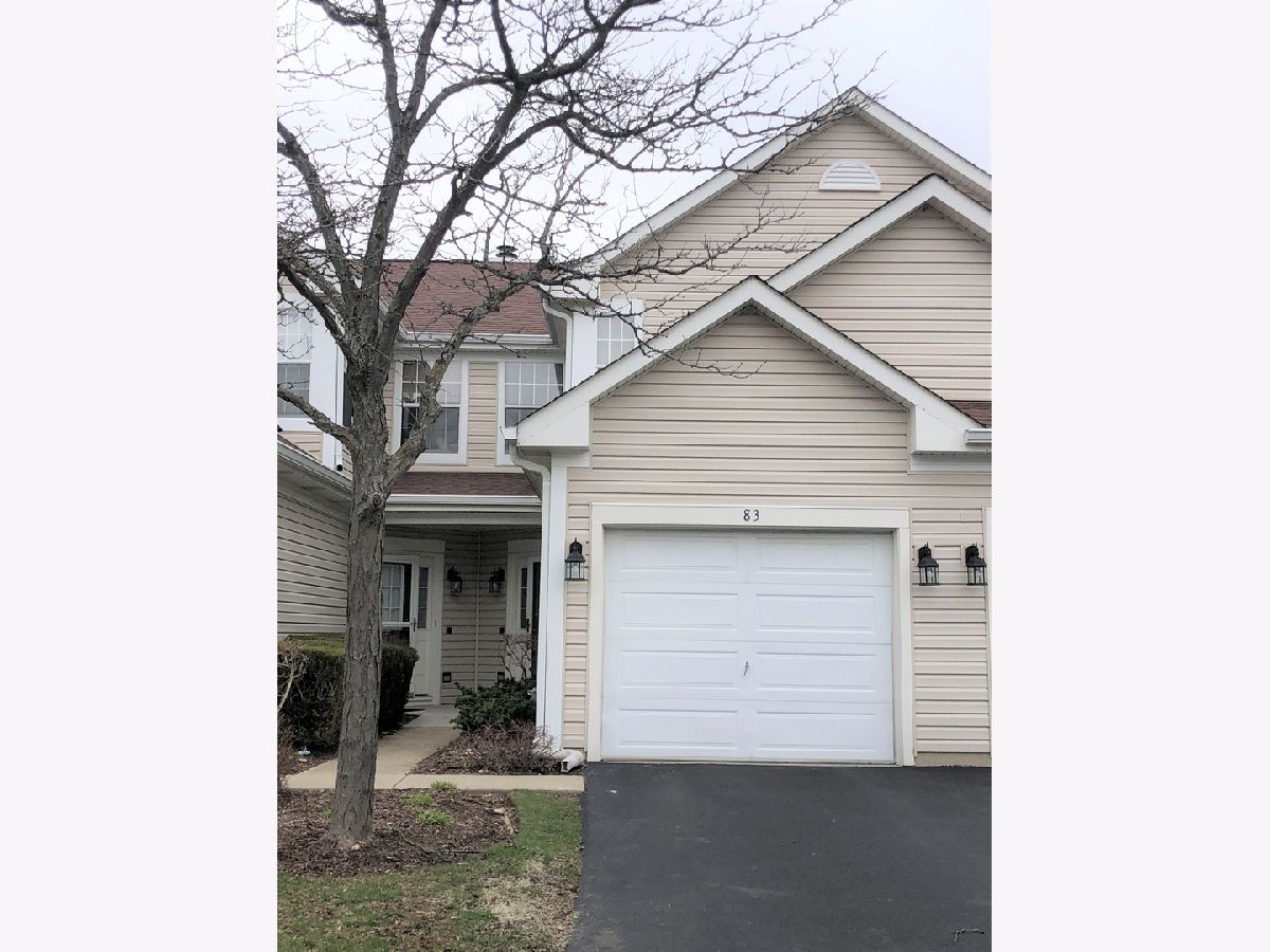 Townhomes & Condos Rented North Star Lake In The Hills Illinois, 83 Polaris