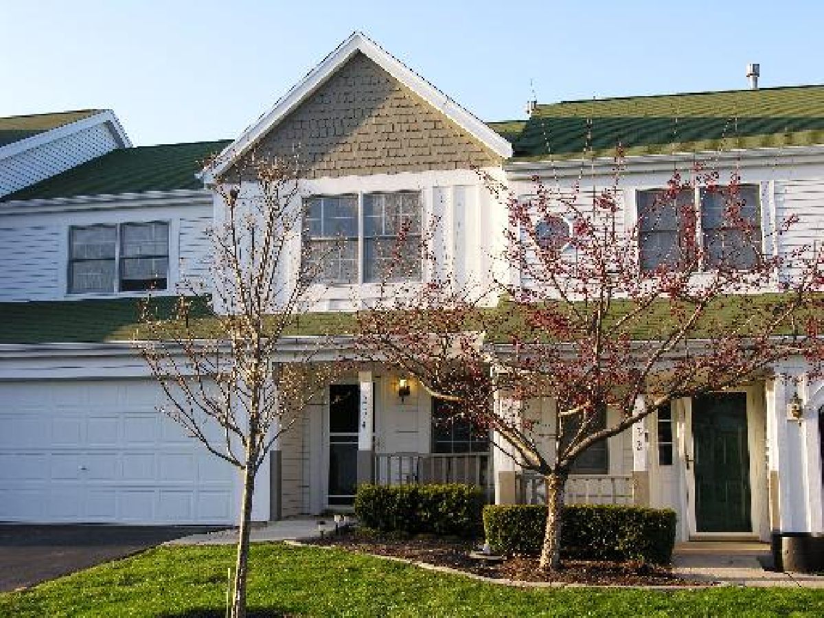 Townhomes Sold Spring Point Carpentersville Illinois, 254 Spring Point