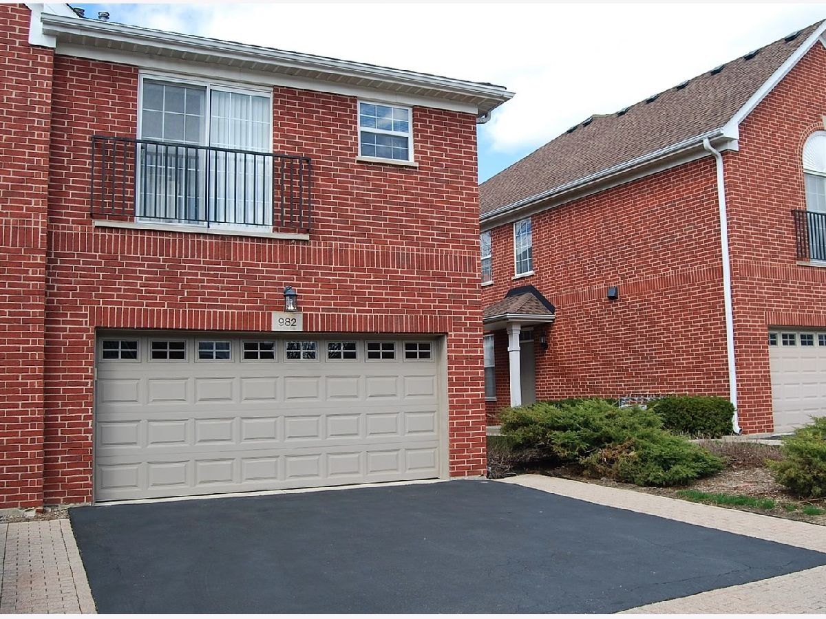 Townhomes Rented Northbrook Greens Northbrook Illinois, 982 Kensington