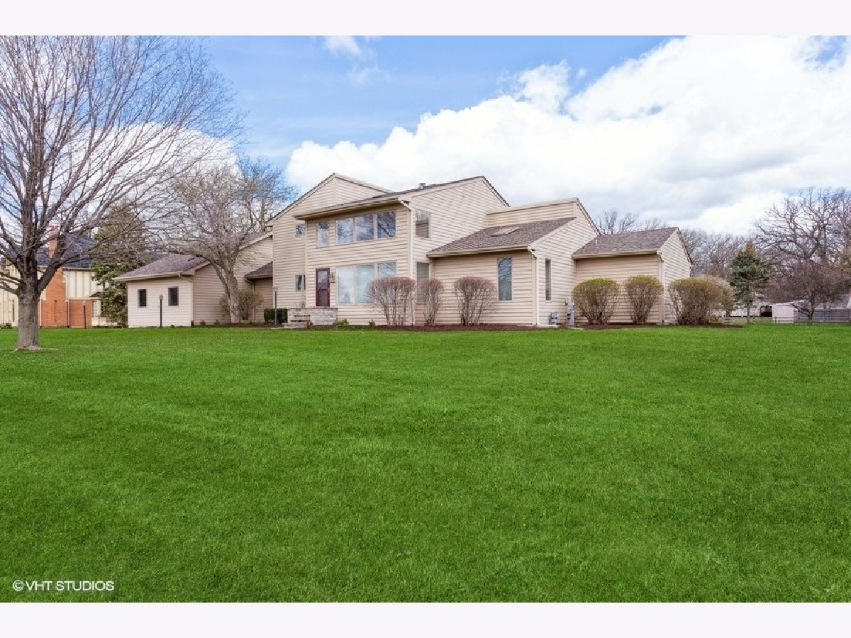 Homes Rented Oak Creek Estates Yorkville Illinois, 61 Winding Creek