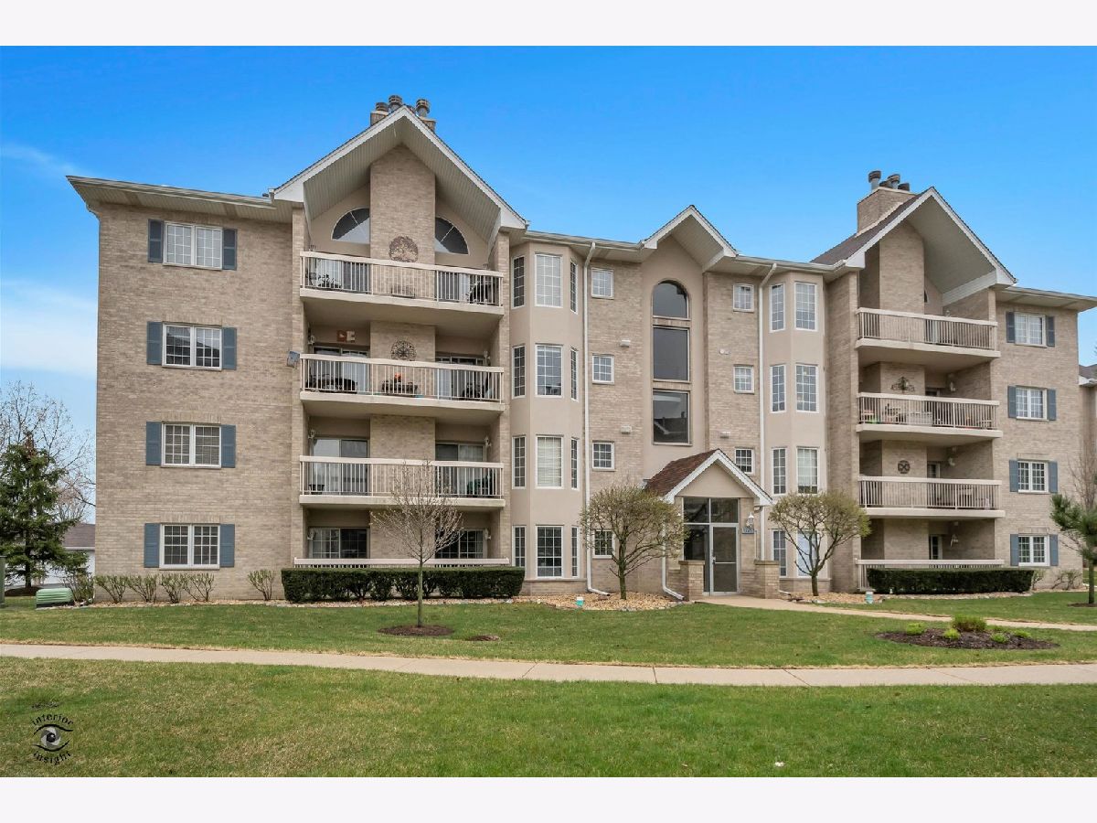 Condominiums Sold Grafton Place Tinley Park Illinois, 7755 Bristol Park