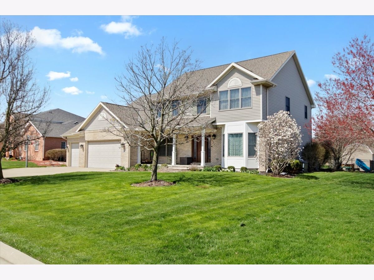 Homes Sold Fairway View Pontiac Illinois, 1705 Meadowlark