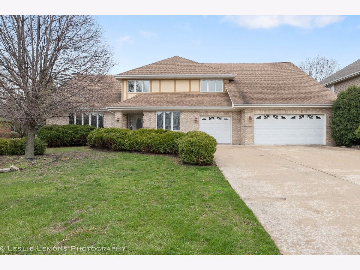 Homes Sold Meadowcrest Homer Glen Illinois, 17027 Meadowcrest