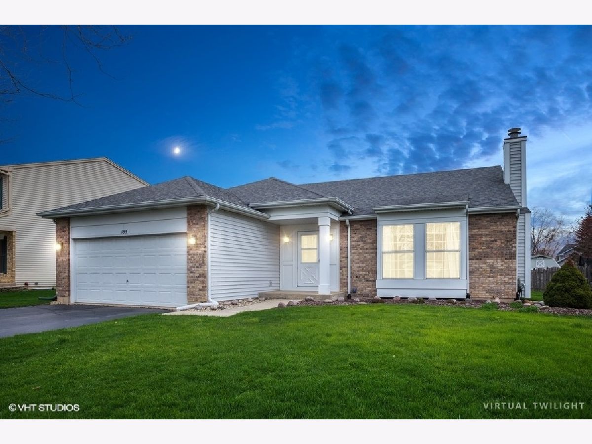 Homes Sold Country Trails Elgin Illinois, 155 Dickens