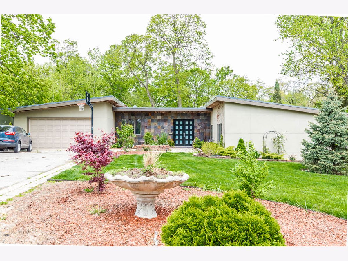 Homes Sold Town Acres Roselle Illinois, 210 Park