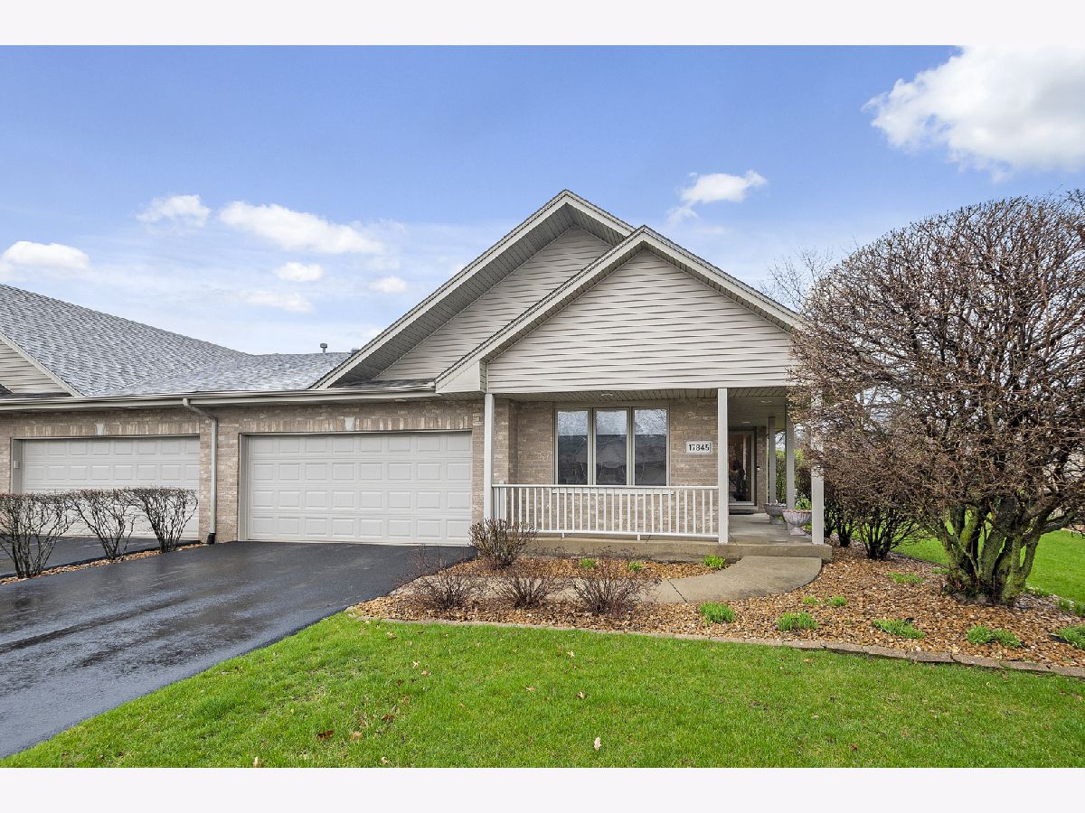 Townhomes Sold Westwind Orland Park Illinois, 17845 Marley Creek