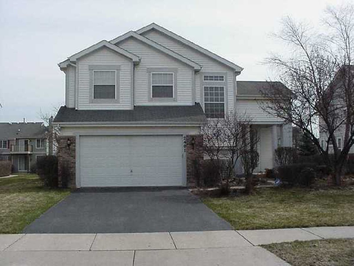 Homes Rented Mirielle Buffalo Grove Illinois, 2401 Apple Hill