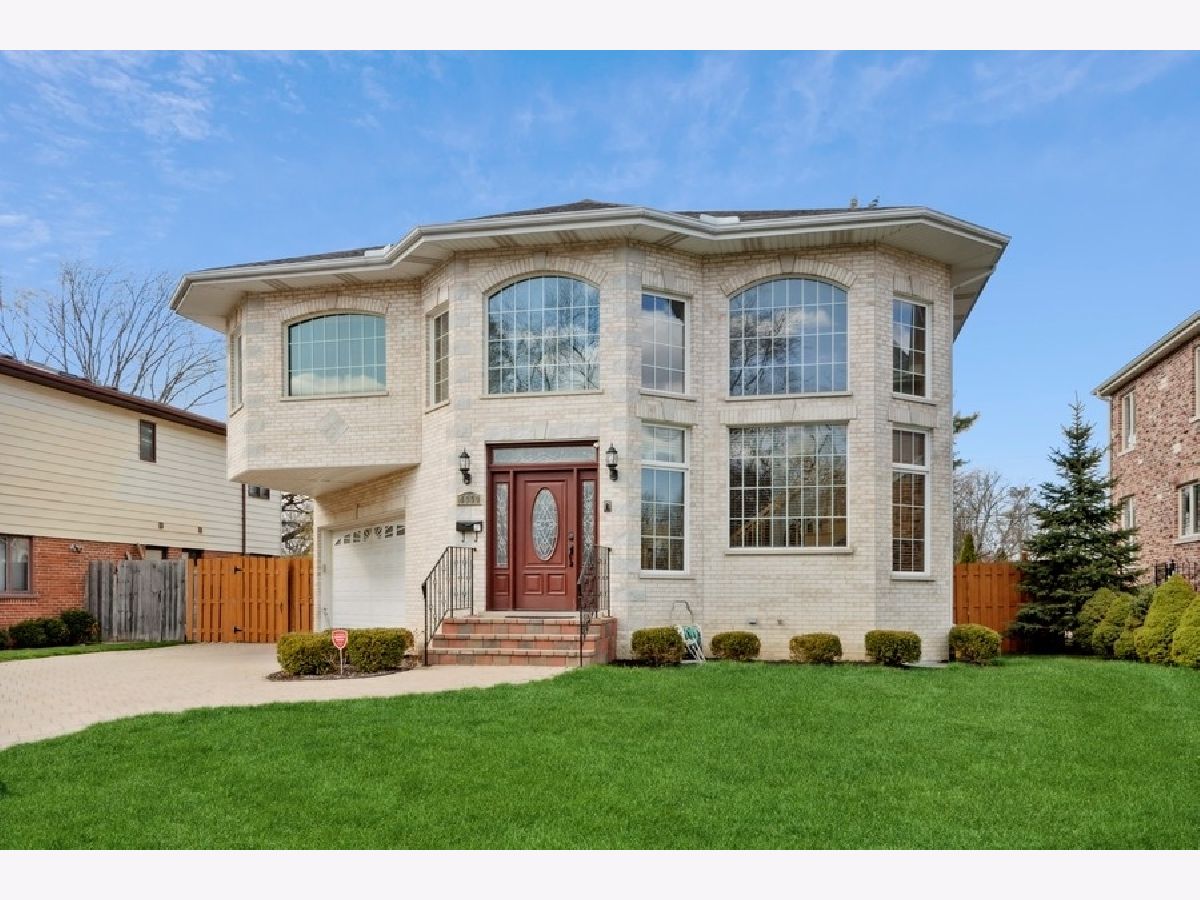 Homes Sold Northfield Woods Glenview Illinois, 4650 Linden