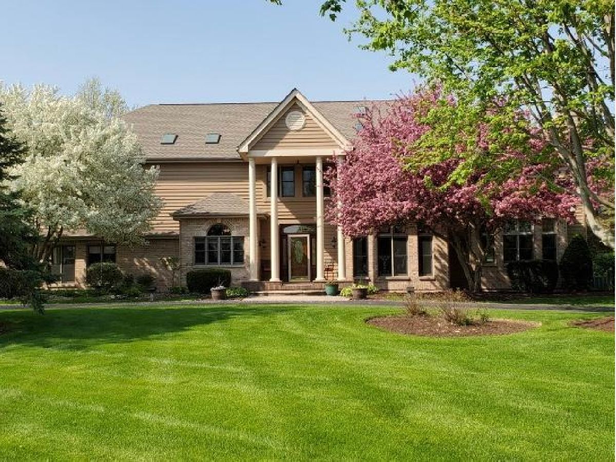 Homes Sold Williamsburg Green Elgin Illinois, 10N840 Oxford