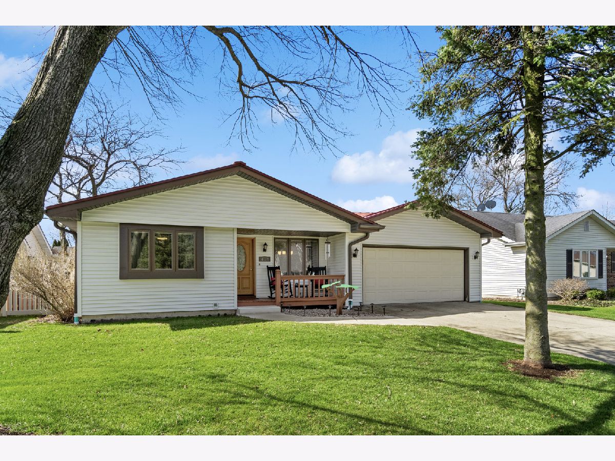 Homes Sold Columbine Square Elburn Illinois, 417 Stetzer