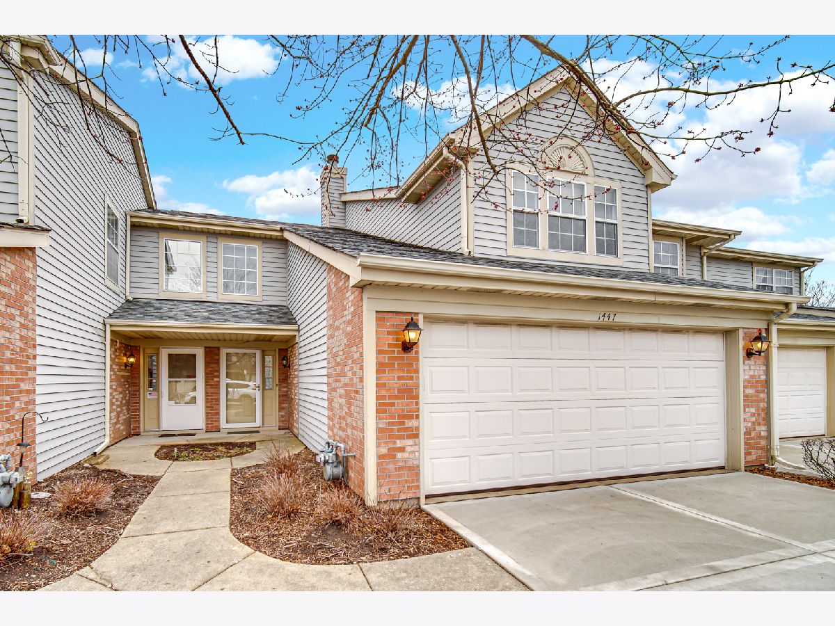 Townhomes & Condos Sold Greens Of Glendale Lakes Glendale Heights Illinois, 1447 Greens