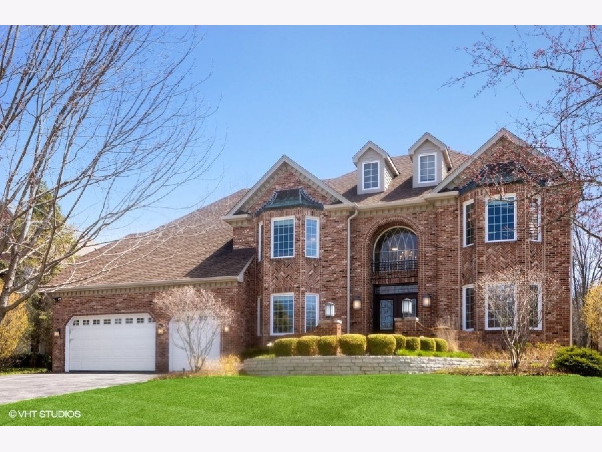 Homes Sold Carriage Hill Darien Illinois, 8713 Royal Swan
