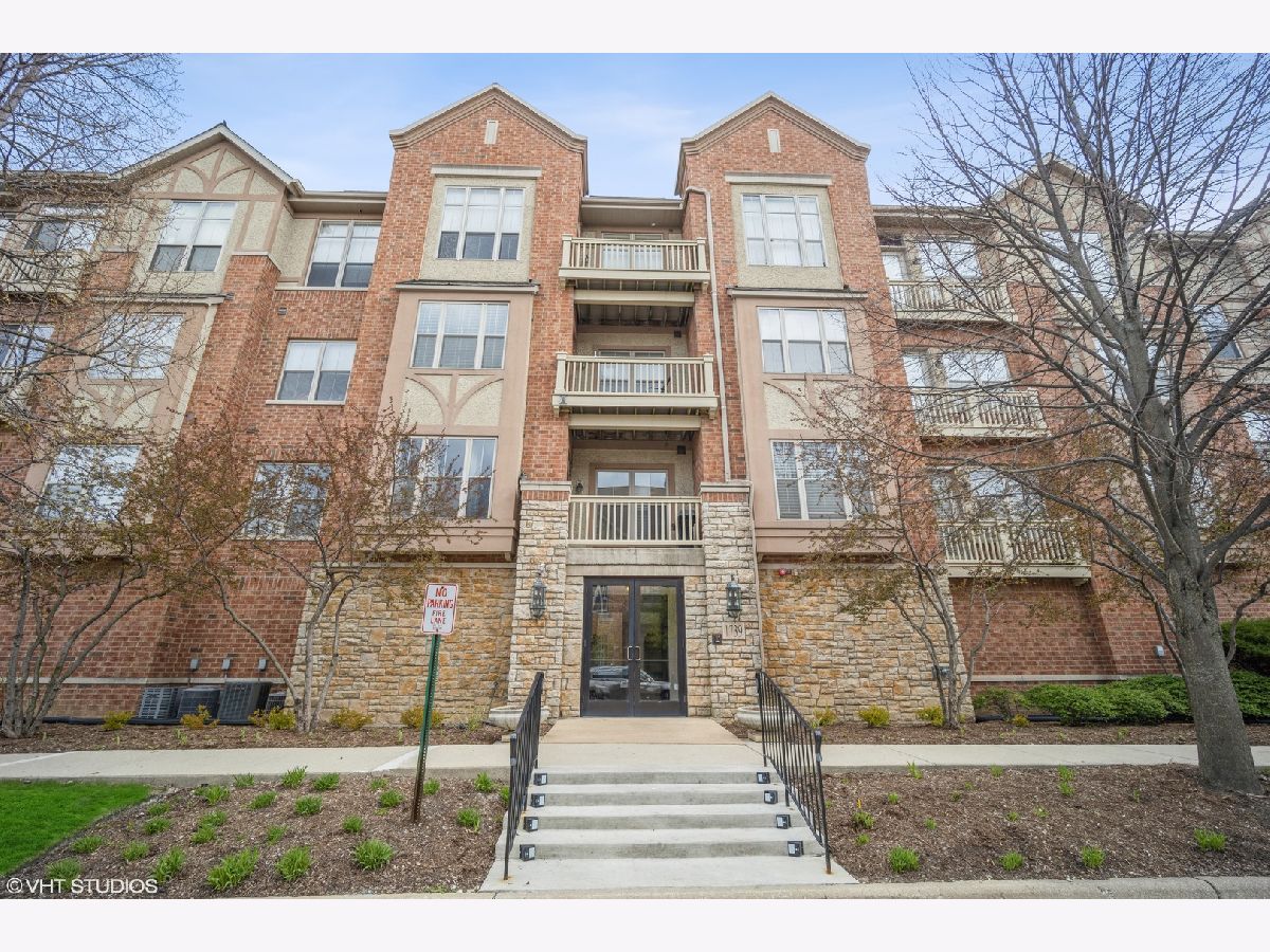 Condos & Townhomes Rented Shermer Place Northbrook Illinois, 1739 Tudor