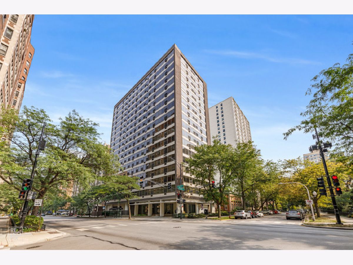 Condominiums Sold The Wellington Chicago Illinois, 360 Wellington