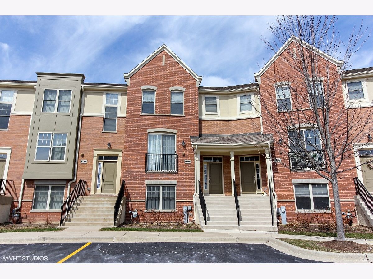 Condos & Townhomes Sold Port Clinton Row Homes Vernon Hills Illinois, 1186 Danforth