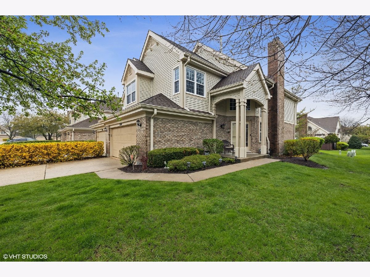 Townhomes Sold Prescott Square Westchester Illinois, 11461 Prescott