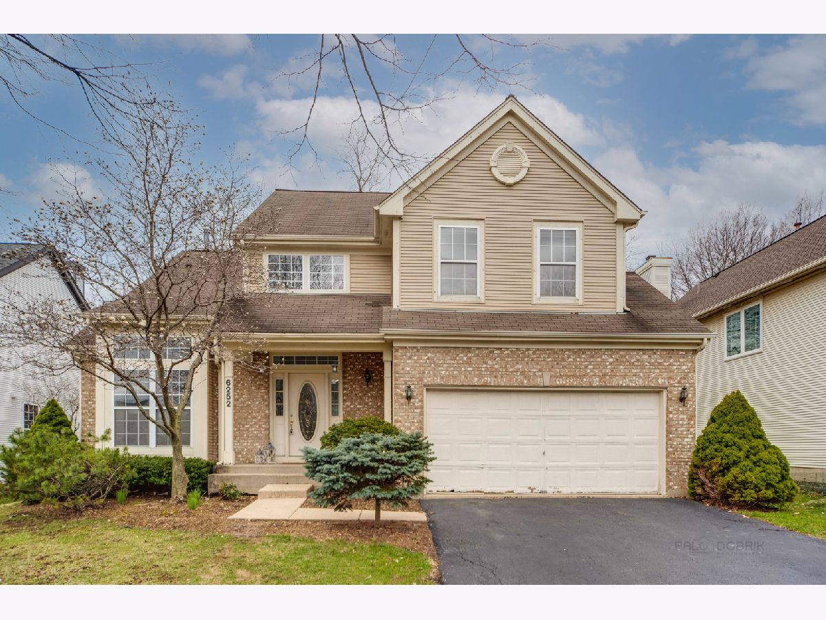 Homes Sold Highlands Of Fairway Ridge Gurnee Illinois, 6252 Formoor