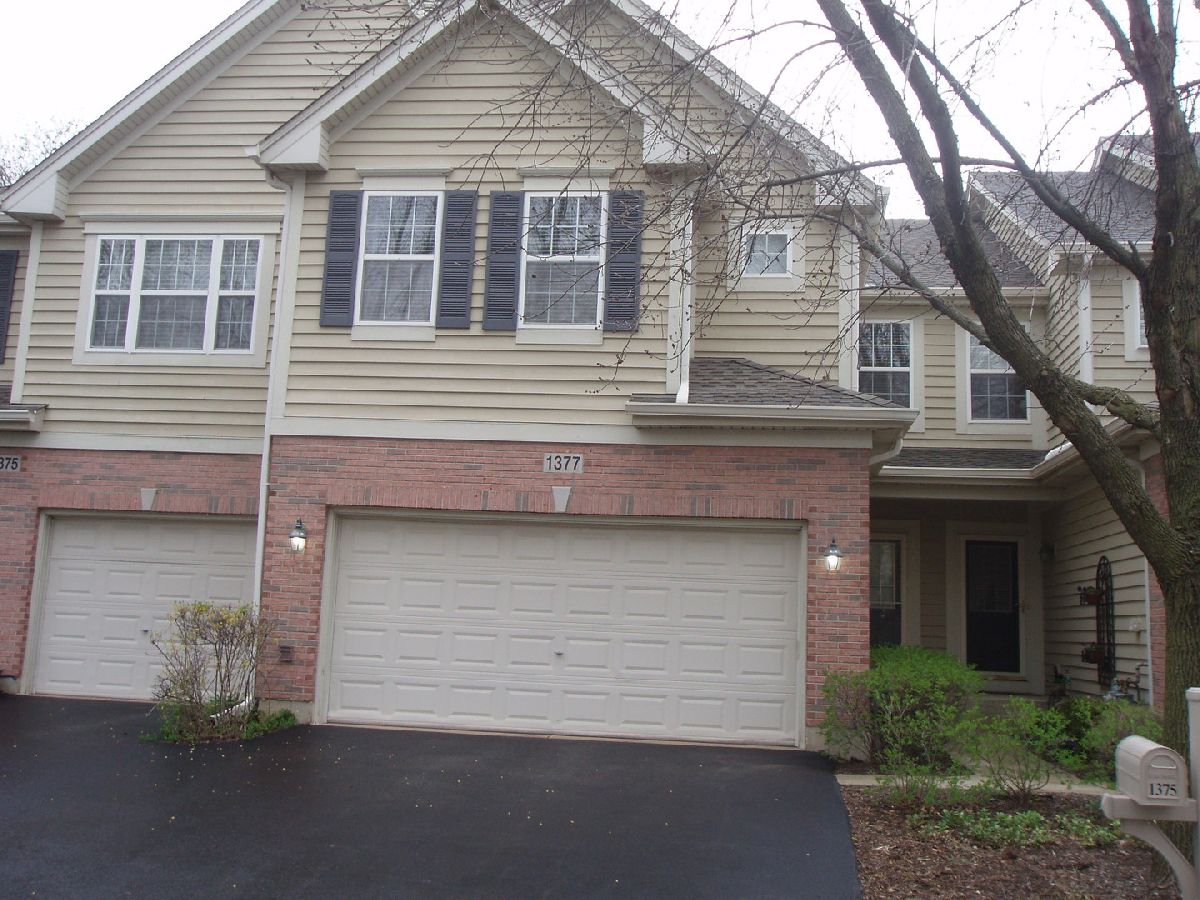 Townhomes Rented Danada Woods Naperville Illinois, 1377 Danada