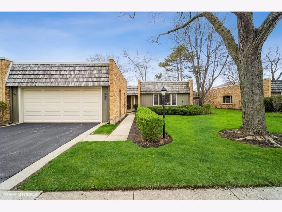 Condos & Townhomes Sold The Commons Northbrook Illinois, 2050 Plymouth