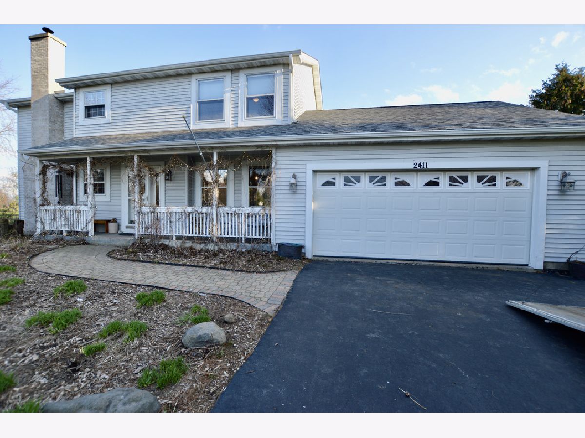 Homes Sold English Prairie Spring Grove Illinois, 2411 Steeplechase