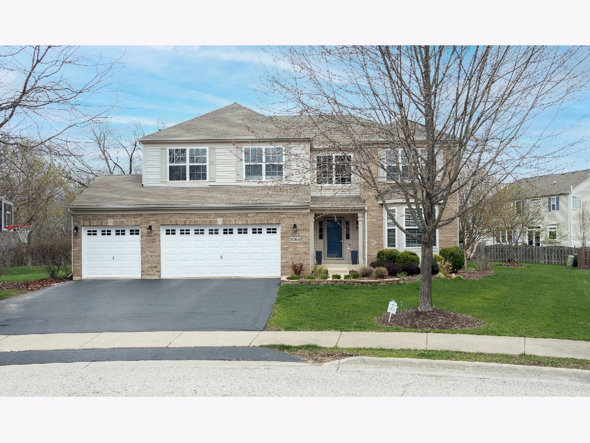 Homes Sold Deer Grove North Port Barrington Illinois, 2708 Wisteria