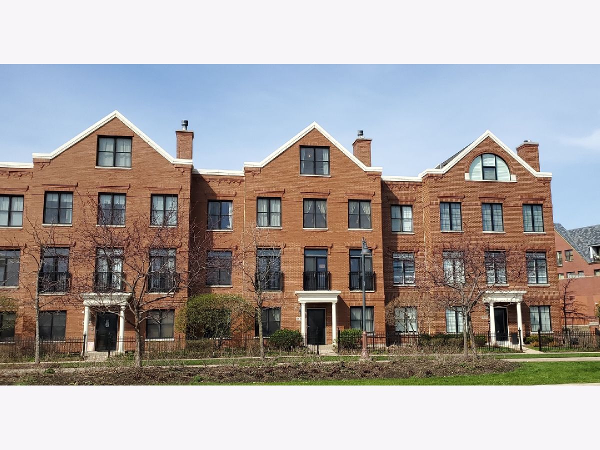 Townhomes Sold Tower Crossing Glenview Illinois, 1916 Patriot