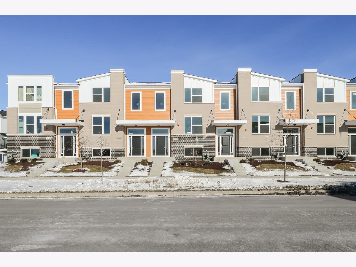 Condos & Townhomes Sold Everton Warrenville Illinois, 29W694 Cambridge Lot #14.03