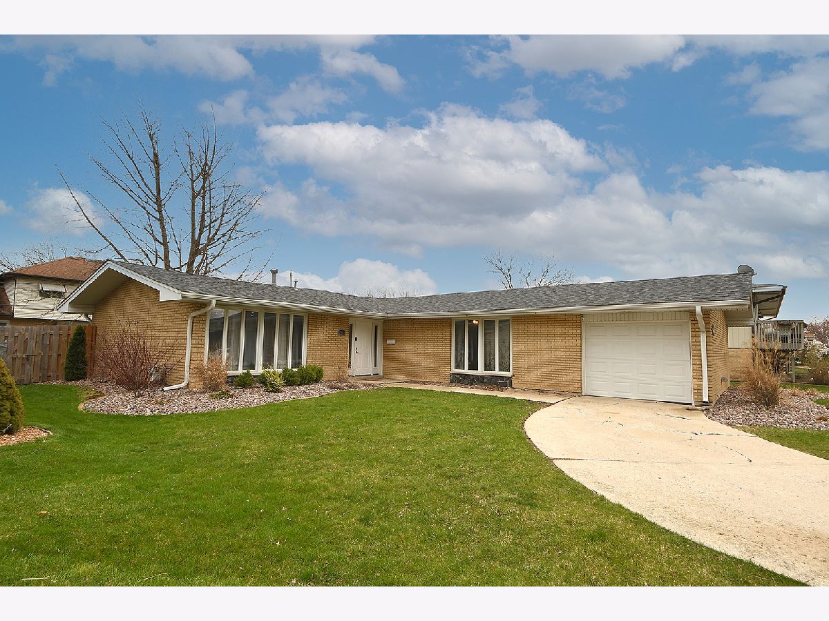 Homes Sold Natalie Estates Oak Forest Illinois, 15401 Betty Ann