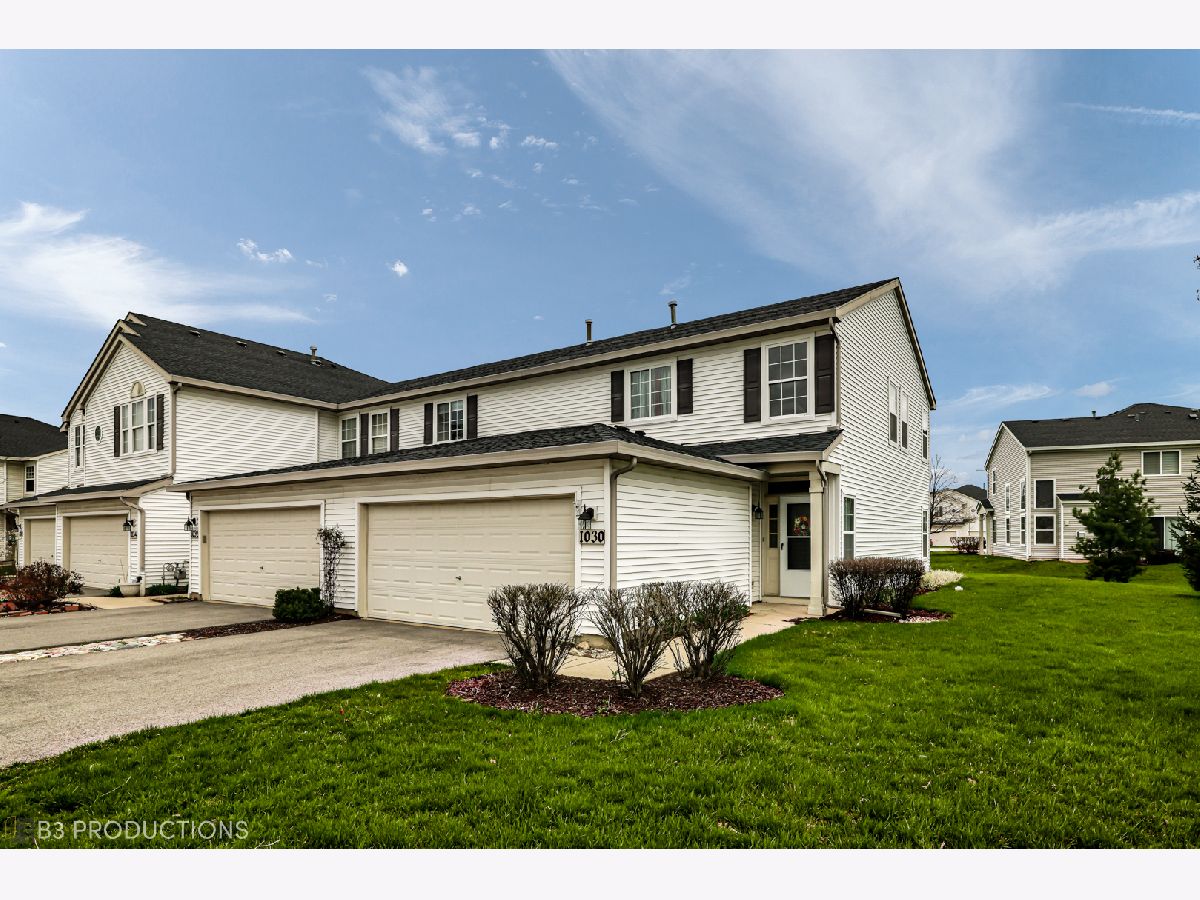 Townhomes & Condos Sold Landings At Malibu Bay Romeoville Illinois, 1030 Key Largo