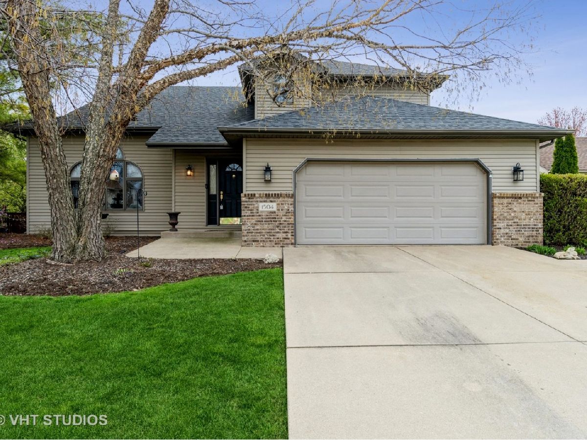 Homes Sold Autumn Lakes South Joliet Illinois, 1504 Lakewood