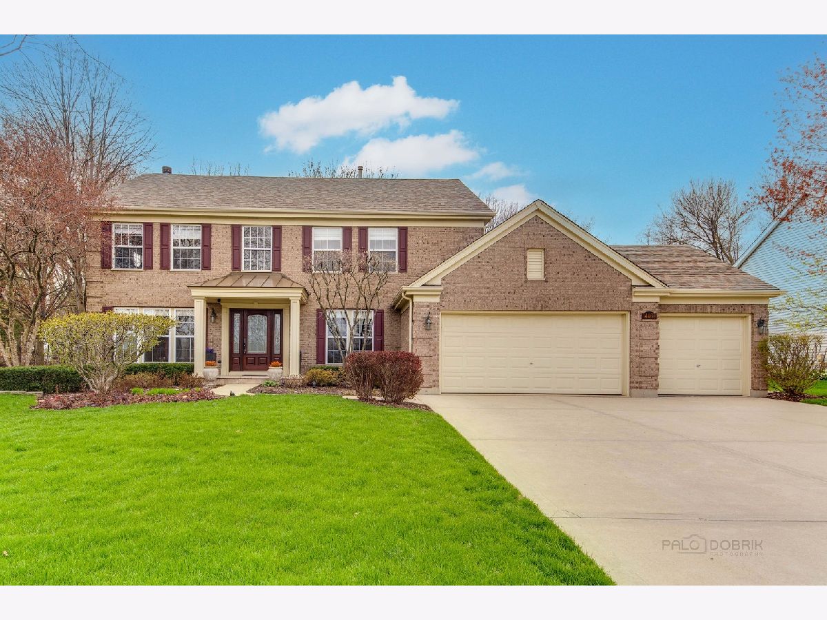 Homes Sold Forest Cove Green Oaks Illinois, 14469 Twin Lakes