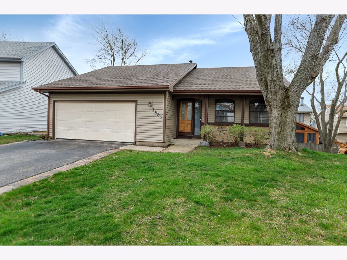 Homes Sold Moon Lake Trails Hoffman Estates Illinois, 1587 Brookside