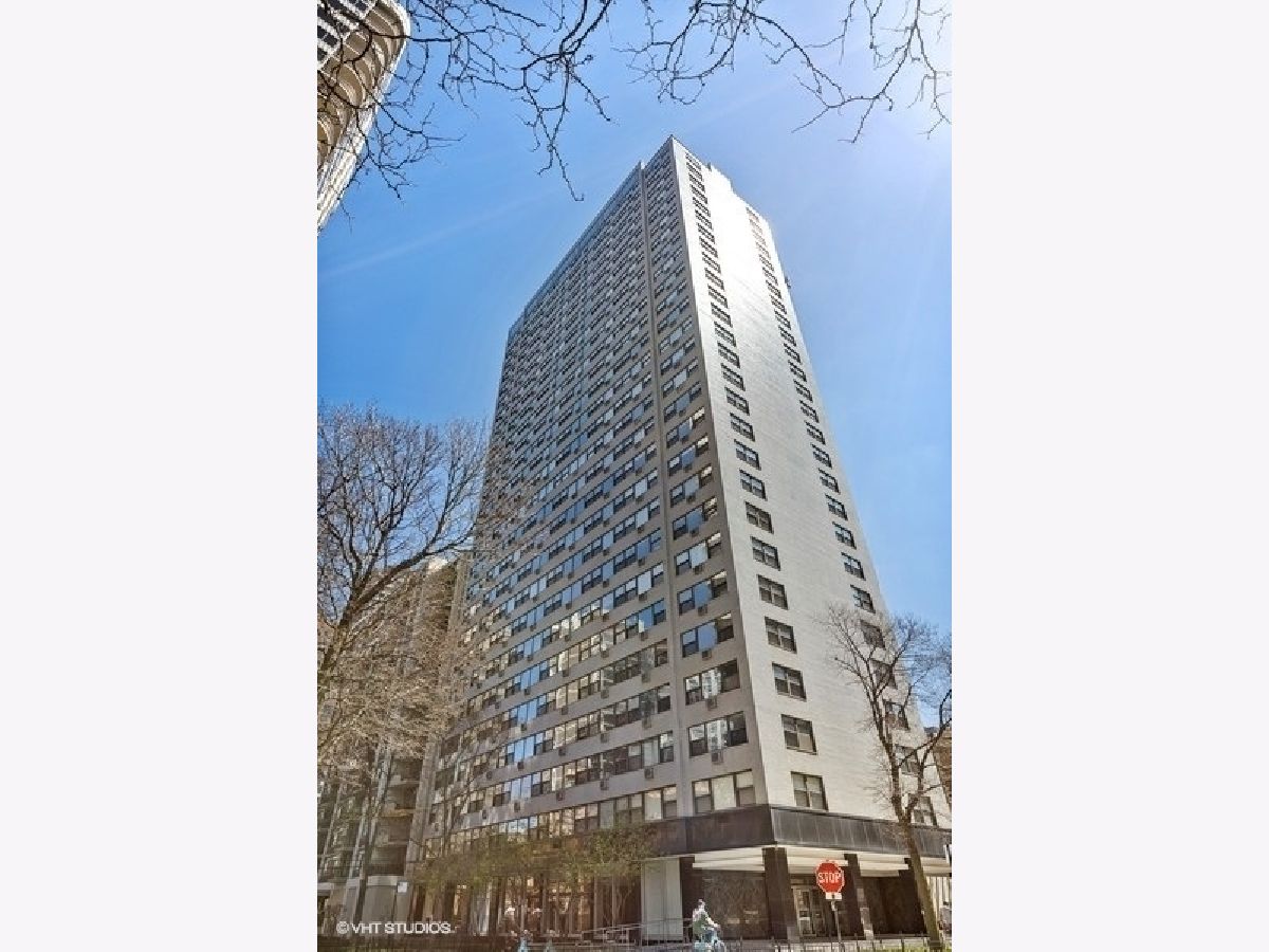 Condominiums Sold State Parkway Condos Chicago Illinois, 1445 State