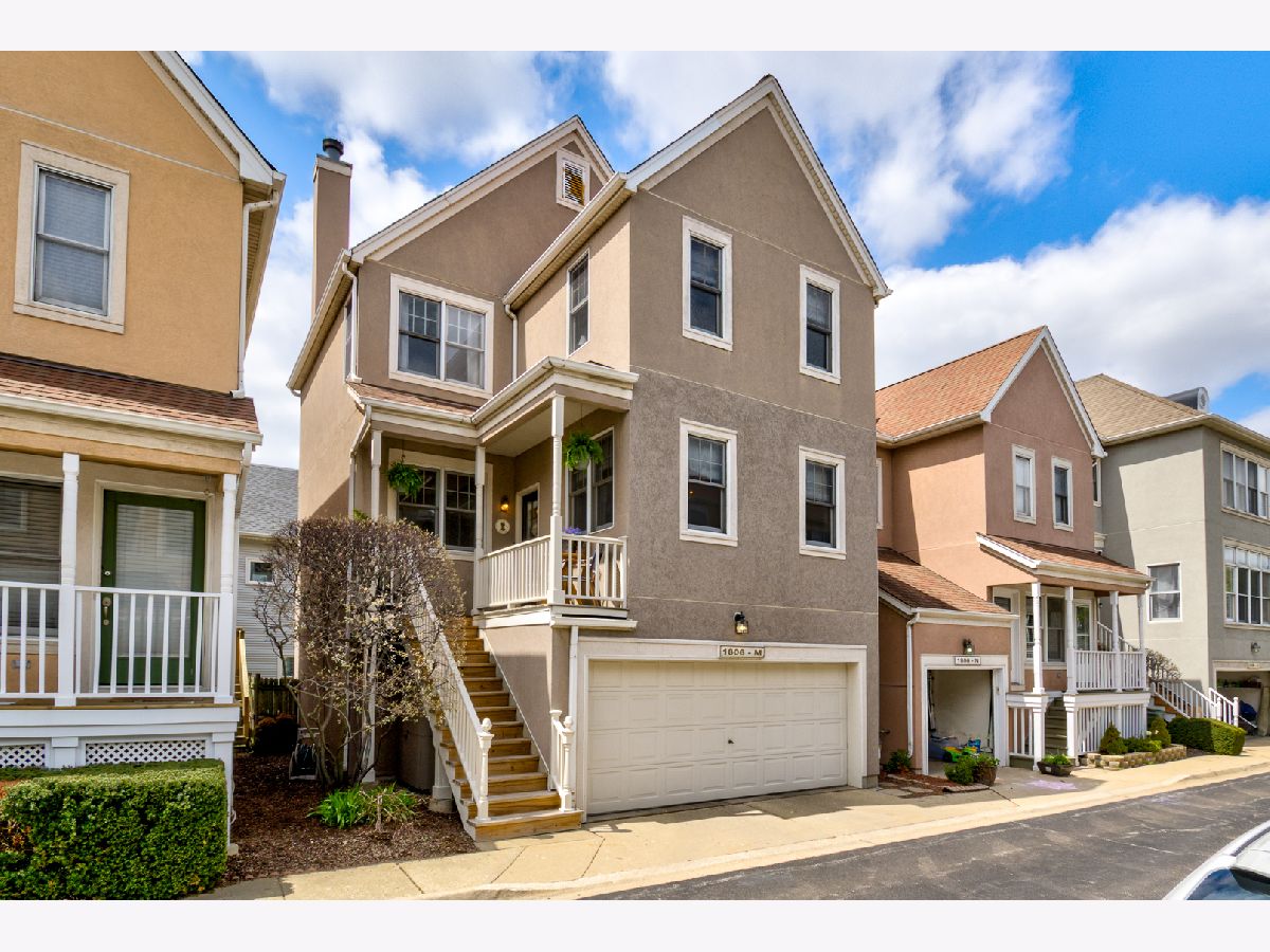 Homes & Townhomes & Condos Sold Picardy Place Chicago Illinois, 1806 Diversey