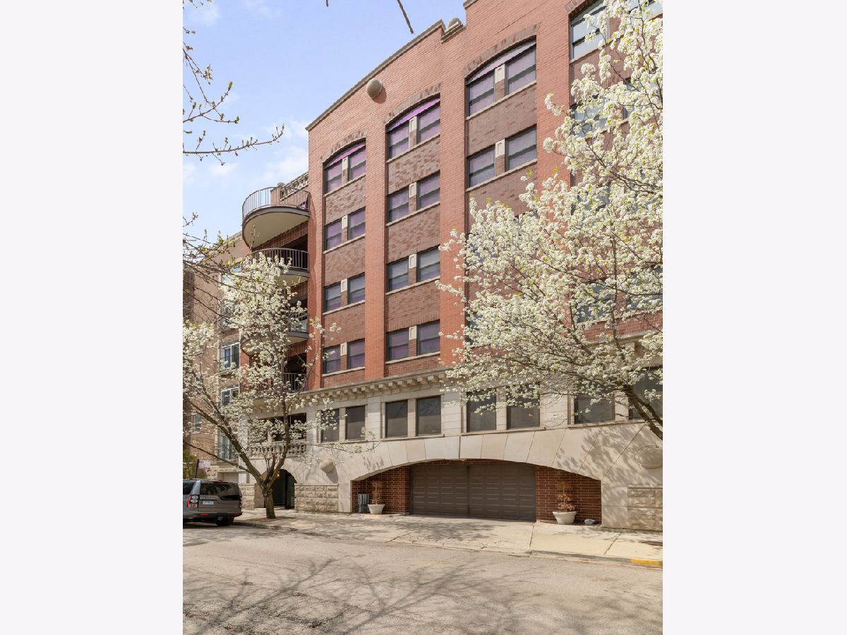 Condominiums Sold Cheval Club Chicago Illinois, 1426 Orleans