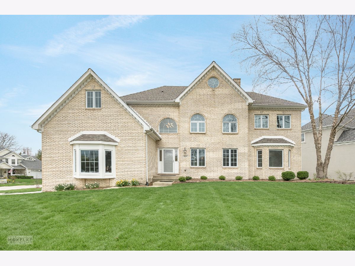Homes Sold Burnham Point Naperville Illinois, 2204 Joyce