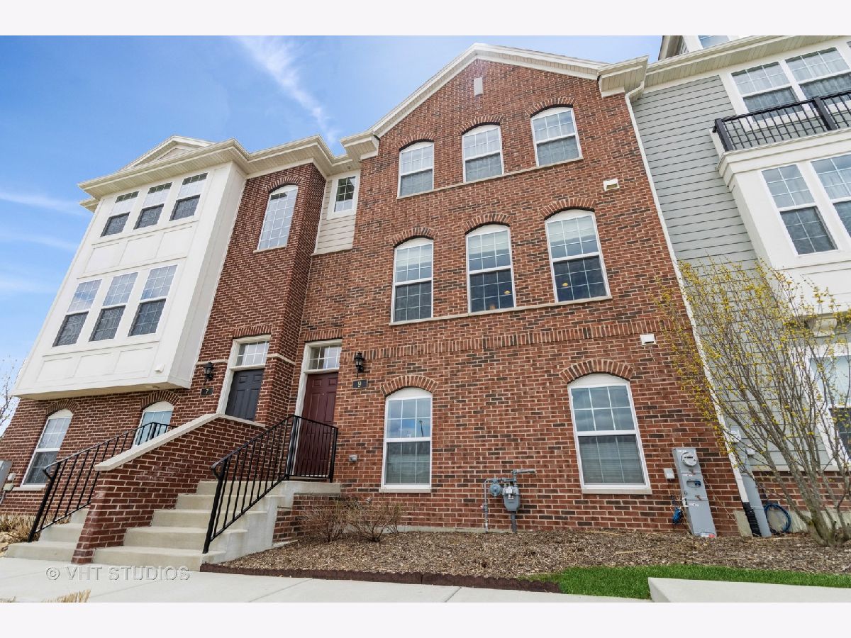 Townhomes & Homes Sold Pleasant Square Schaumburg Illinois, 9 Bethel