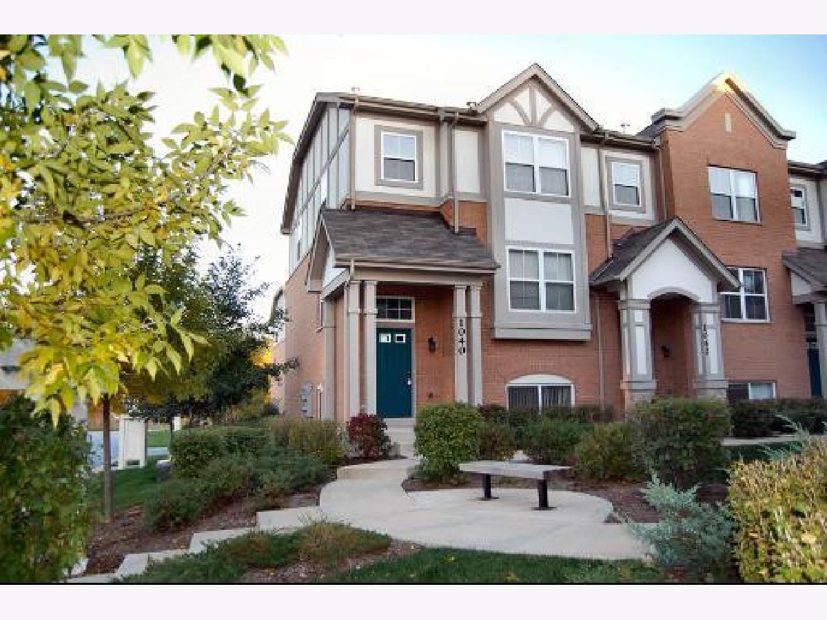 Townhomes Rented Claremont Ridge Palatine Illinois, 1040 Claremont