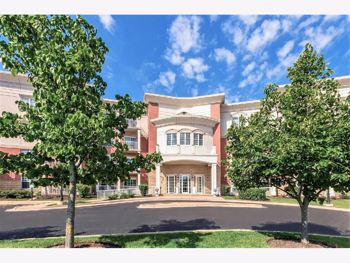 Condominiums Sold Fountains Of Arlington Arlington Heights Illinois, 601 Rand